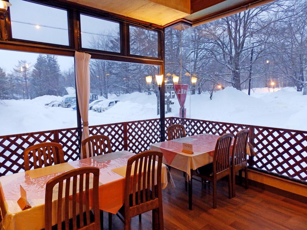 Okunikko Park Lodge Miyama Eksteriør billede